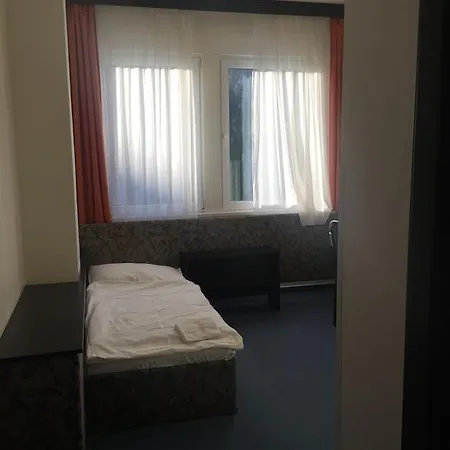 U Tri Lvu Hotel