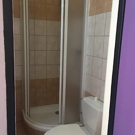 U Tri Lvu Hotel